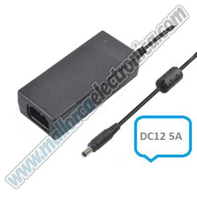 Alimentador Electronico Universal DC-12v 5 A  AC- 100-240Vca 50-60Hz